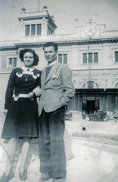 Letzter Urlaub 1943, Amedeo Mentrelli mit Frau vor dem Bahnhof in Forli